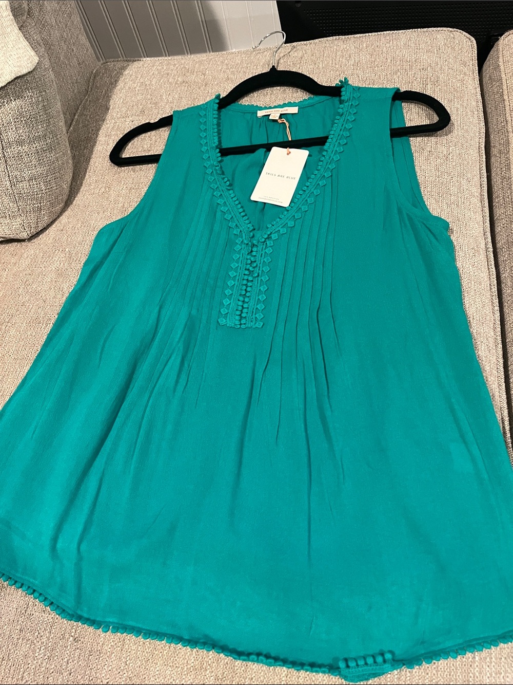 Teal Sleeveless V-Neck Pleated Camisole